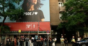 Spanish Police Raid Socialist Party Headquarters Amid Corruption Investigation
